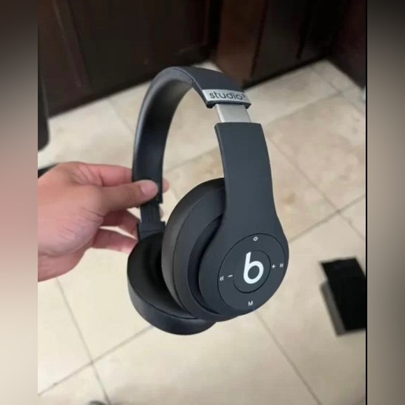 Beats By Dre Studio 3 Headphones